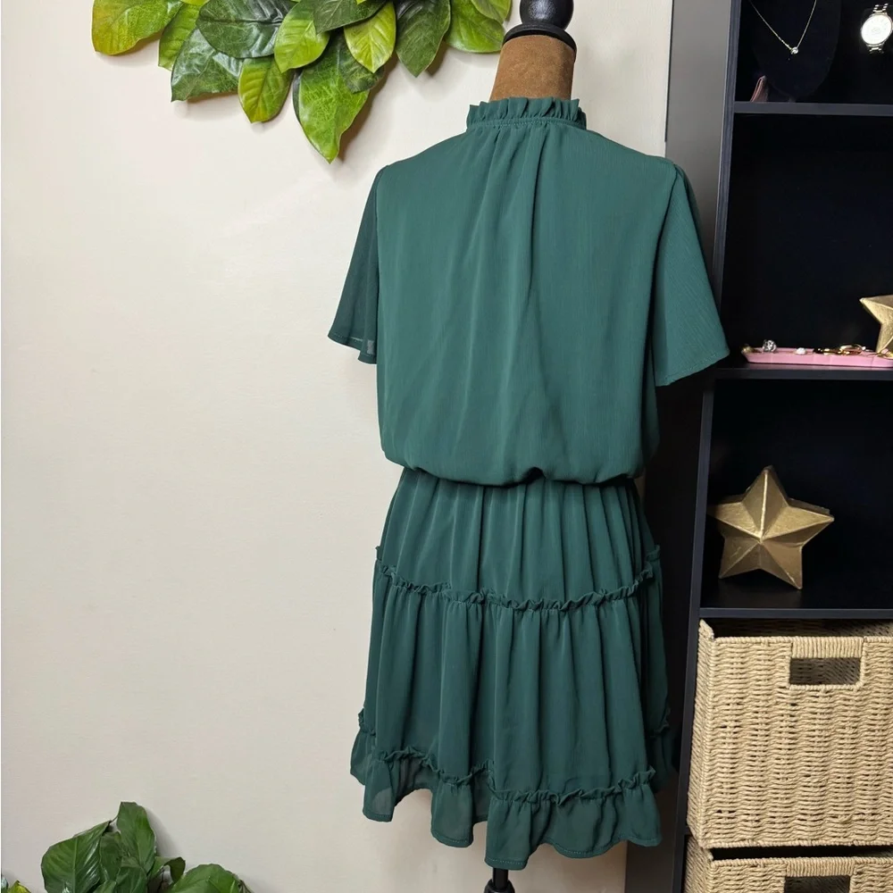 Elegant Green Women's Dress
